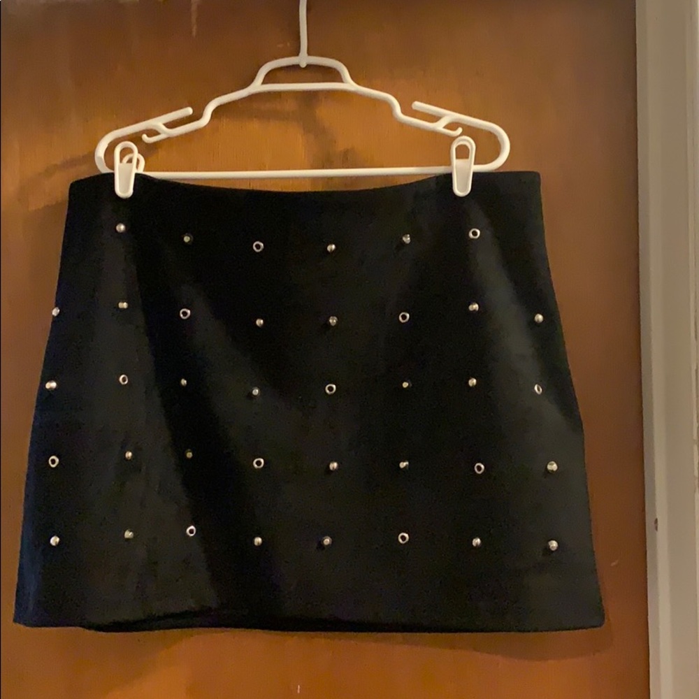 Black skirt